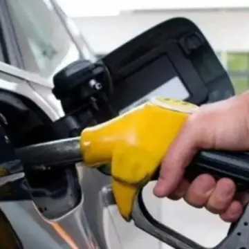 أسعار البنزين والسولار بمصر في محطات الوقود اليوم الثلاثاء 14 أبريل 2026